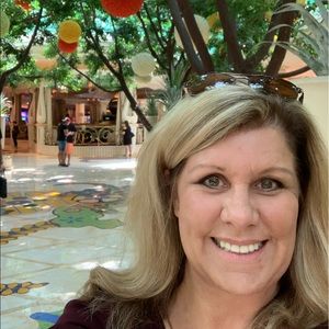 Meet your Posher, Terri